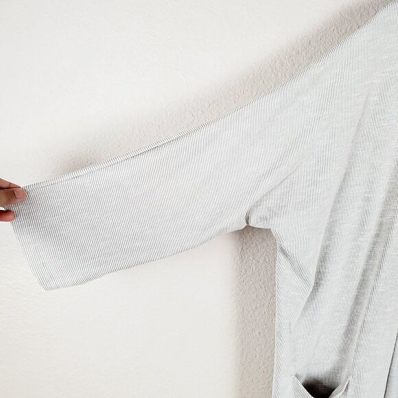 Donni Sandwash Open Waffle Knit Beige Cardigan NWT One Size - Picture 5 of 9